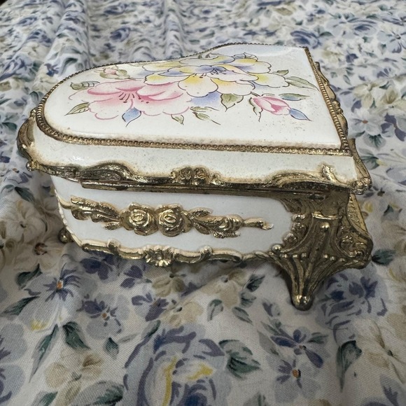 Vintage Floral Grand Piano Music Box Sankyo Japan Jewelry Trinket Display Decor - Picture 4 of 7